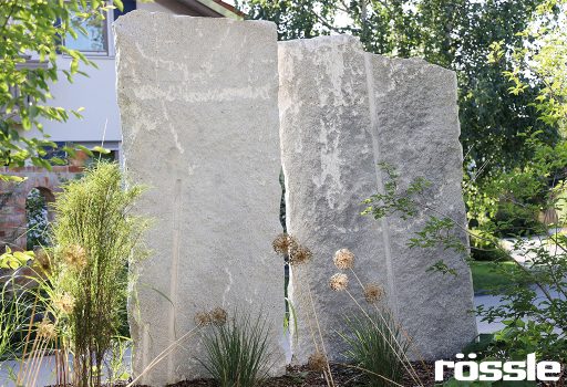 Granit Krustenplatten als Sichtschutz
