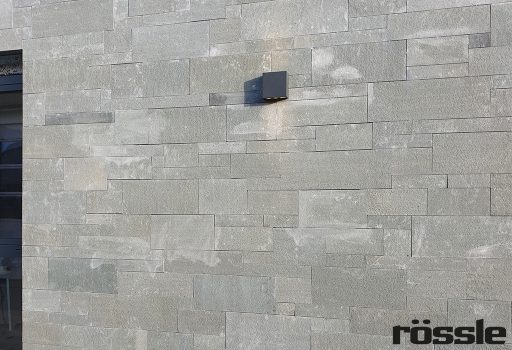 Mauerverblender aus Veroneser Sandstein
